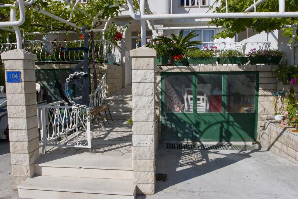 Apartmani Smiljana มาคาร์สกา ภายนอก รูปภาพ
