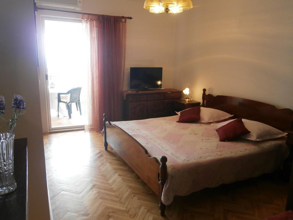 Apartmani Smiljana มาคาร์สกา ภายนอก รูปภาพ