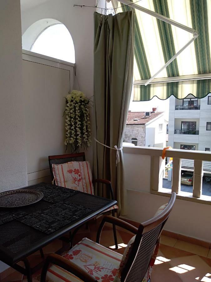 Apartmani Smiljana มาคาร์สกา ภายนอก รูปภาพ