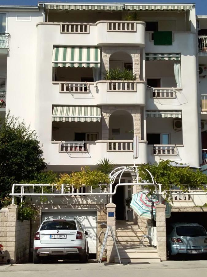 Apartmani Smiljana มาคาร์สกา ภายนอก รูปภาพ
