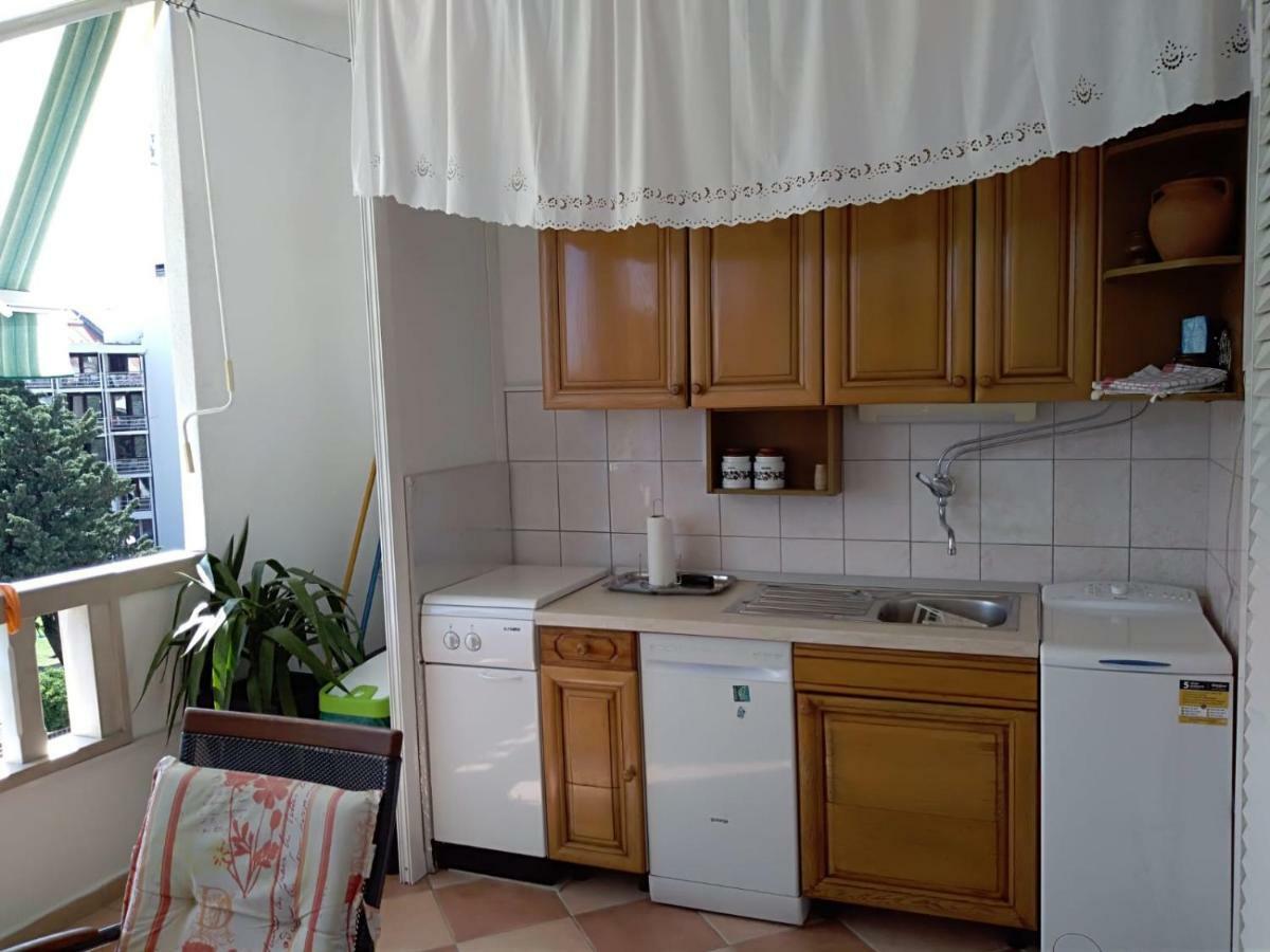 Apartmani Smiljana มาคาร์สกา ภายนอก รูปภาพ