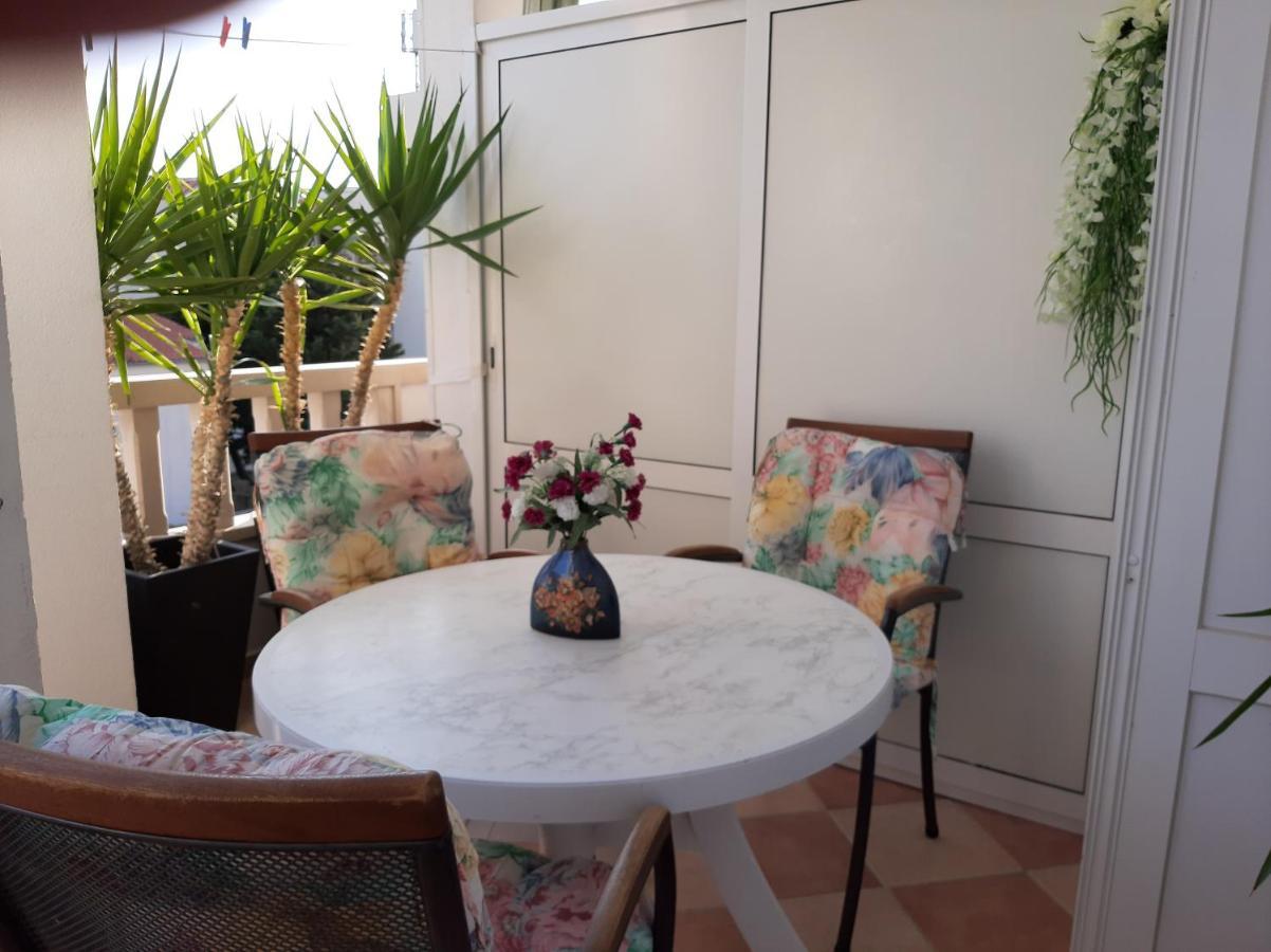Apartmani Smiljana มาคาร์สกา ภายนอก รูปภาพ